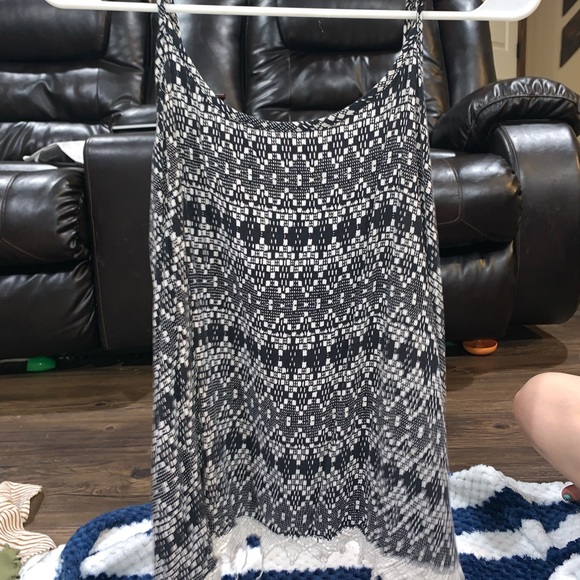 Tank top - Picture 1 of 2